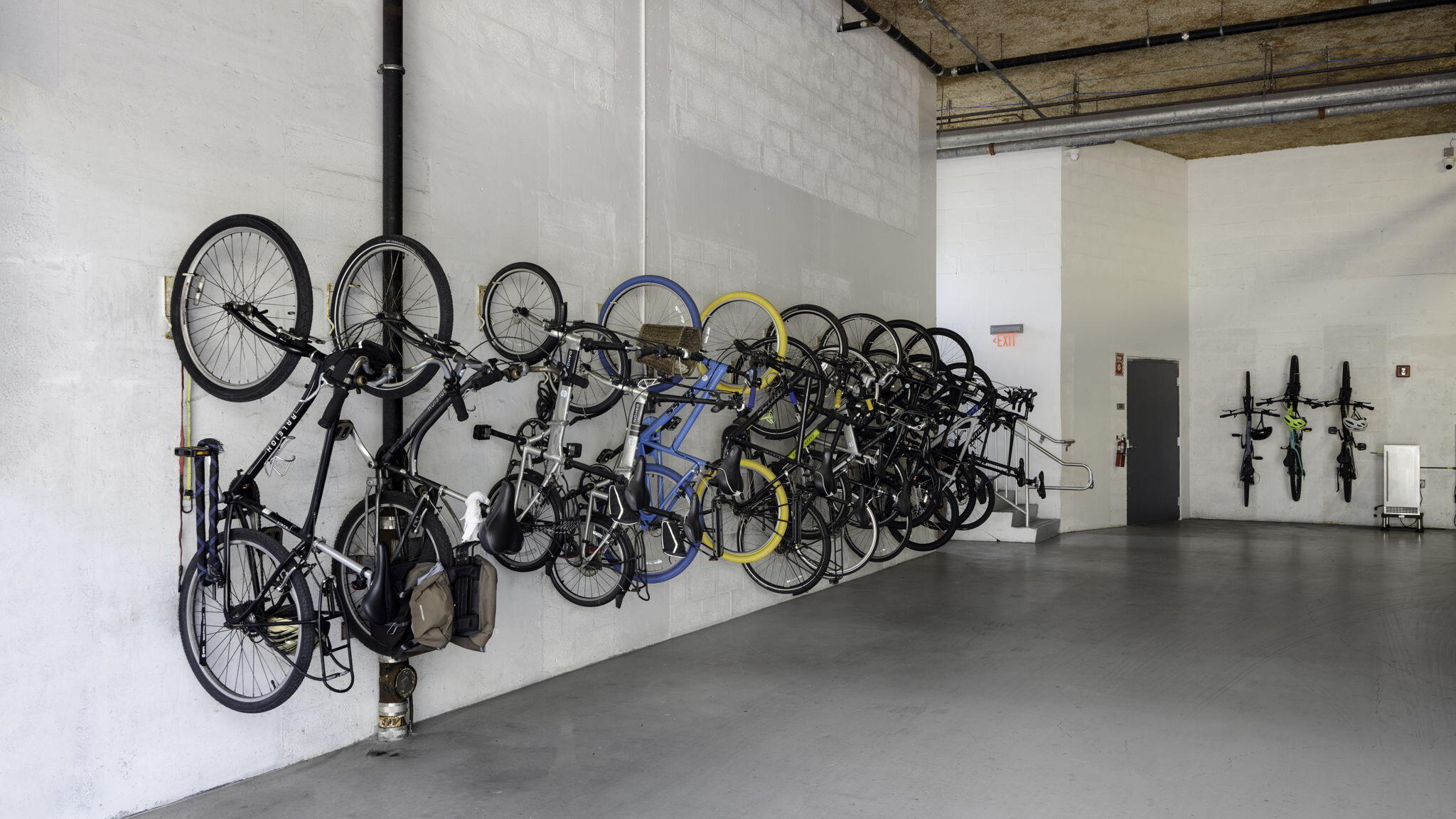 COCONUT GROVE RESIDENCES - Residential