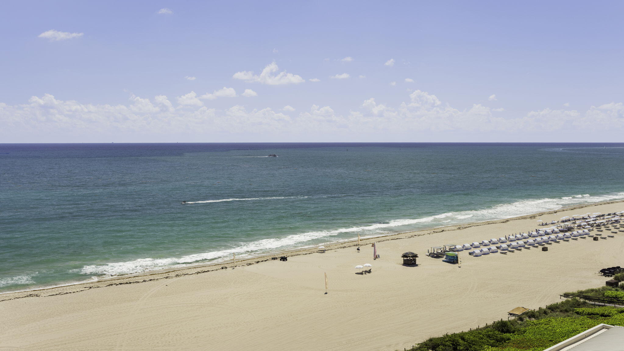 COCONUT GROVE RESIDENCES - Residential