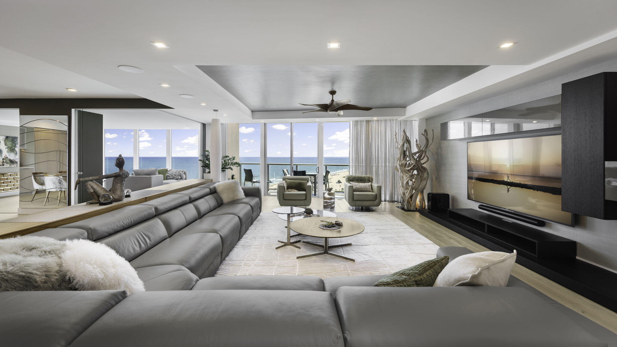 1200 Holiday Drive 1003