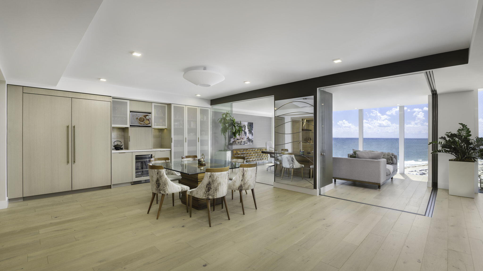 COCONUT GROVE RESIDENCES - Residential