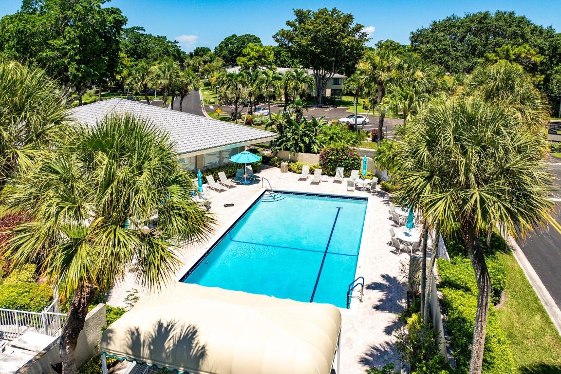 WESTGATE AT HUNTERS RUN CONDO - Residential