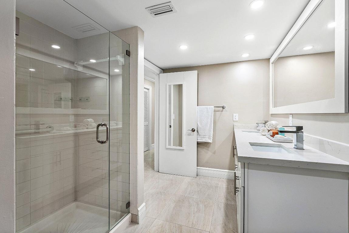 WESTGATE AT HUNTERS RUN CONDO - Residential