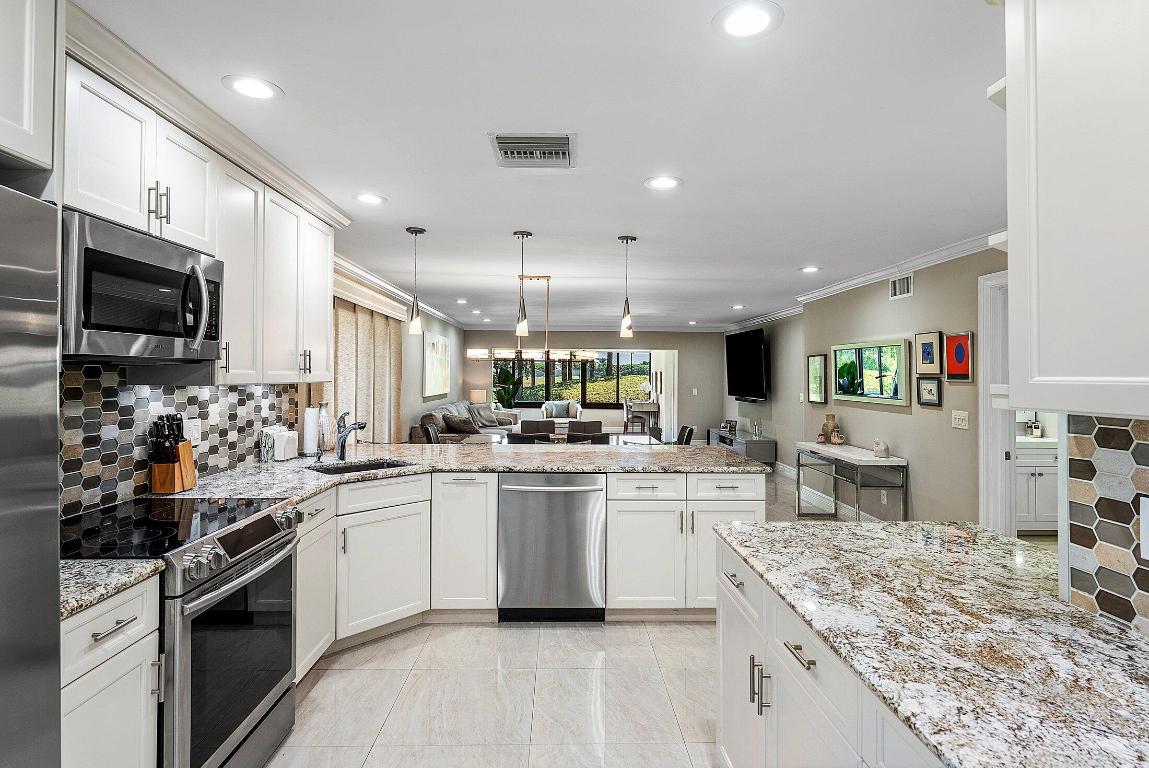 WESTGATE AT HUNTERS RUN CONDO - Residential