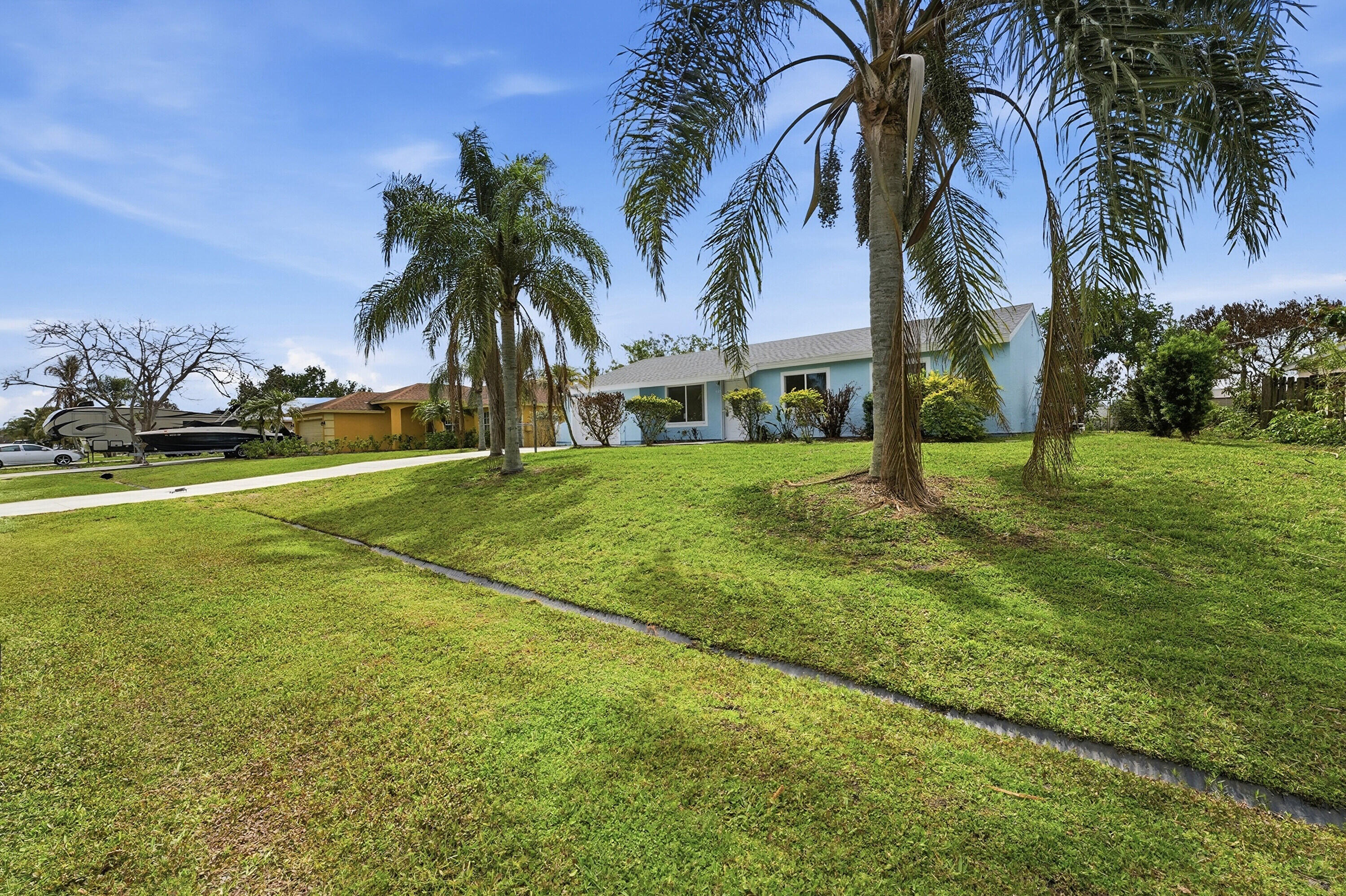 PORT ST LUCIE SECTION 13 - Residential