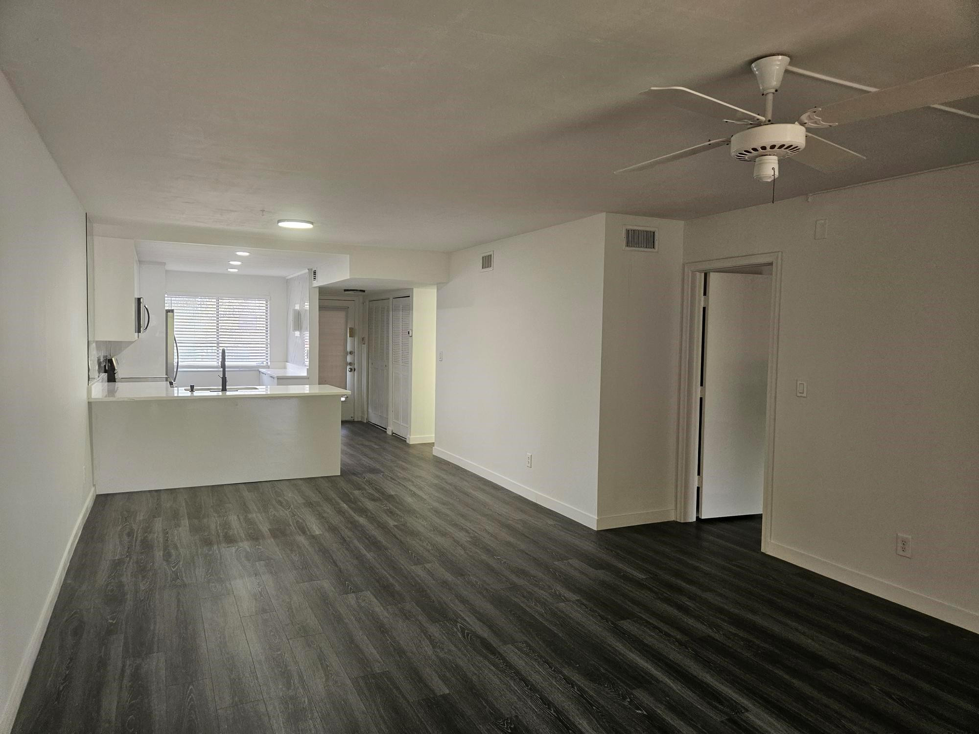 LAS VISTAS - Residential