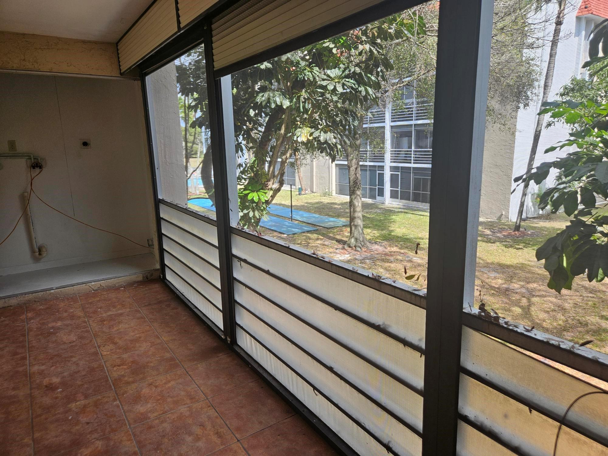 LAS VISTAS - Residential