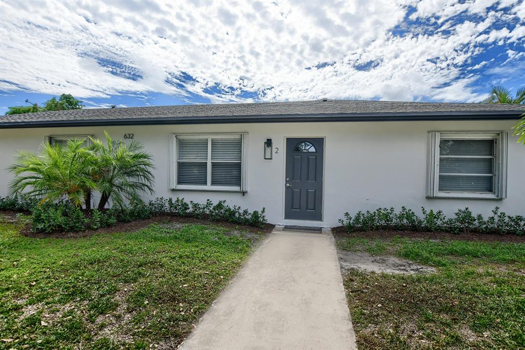 Completely remodeled, new everything!!! Quartz counters, Hi Hats throughout, new vinyl plank flooring, freshly painted!!! Washer and Dryer!!! This 2 Bedroom 1 Bathroom home offers you total privacy with a split bedroom plan!!! The brand-new kitchen offers an island and lots of cabinets!!! All this and a private yard for your outdoor enjoyment!!! Close to Beach and downtown Delray Beach!!!