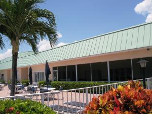 COLONIAL CLUB CONDO SEC 2 - Residential