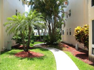 COLONIAL CLUB CONDO SEC 2 - Residential