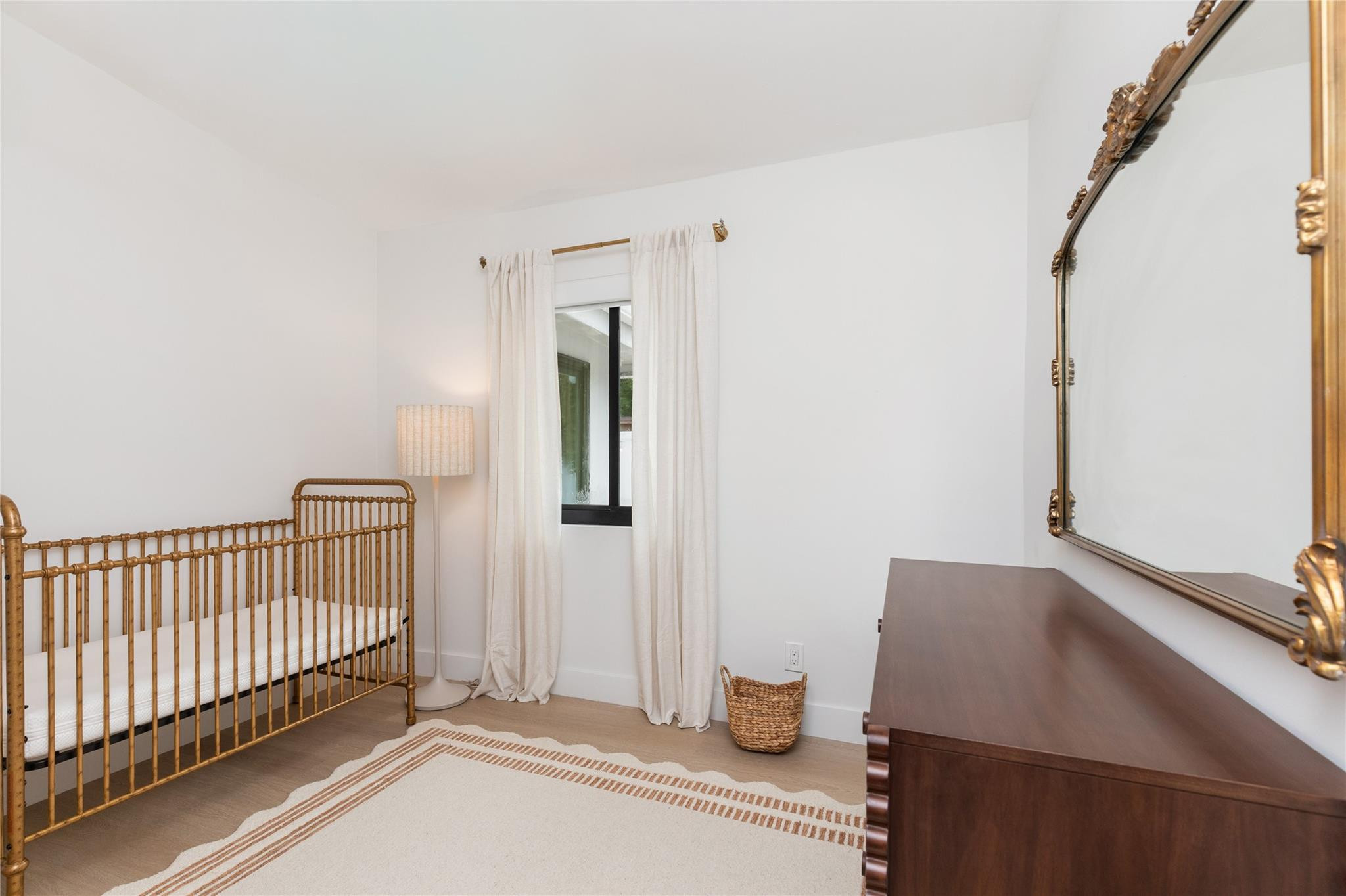 Golf View Heights 32-30 B - Residential