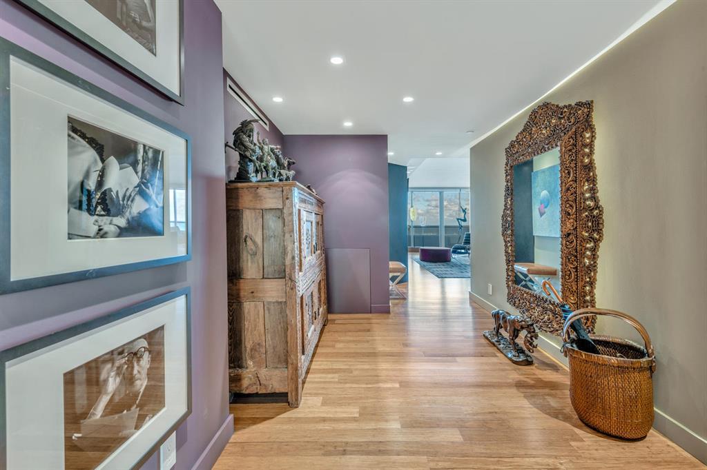 TRUMP PLAZA OF THE PALM B - Residential