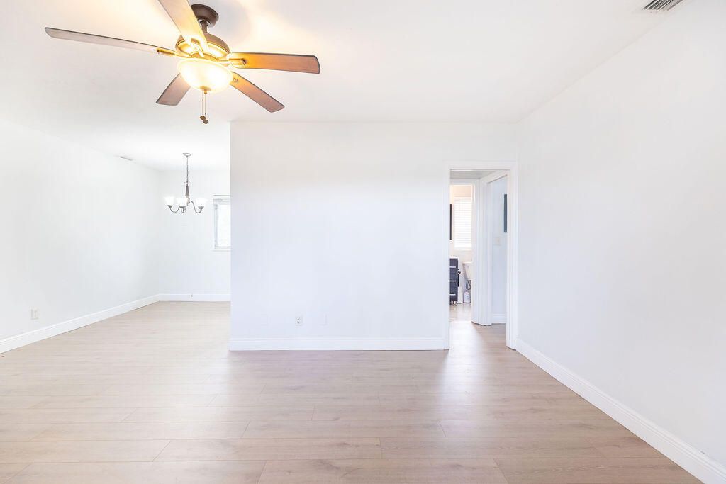 Photo of 426 NE 7th Avenue #2b, Delray Beach, FL 33483 (MLS # R10946231)