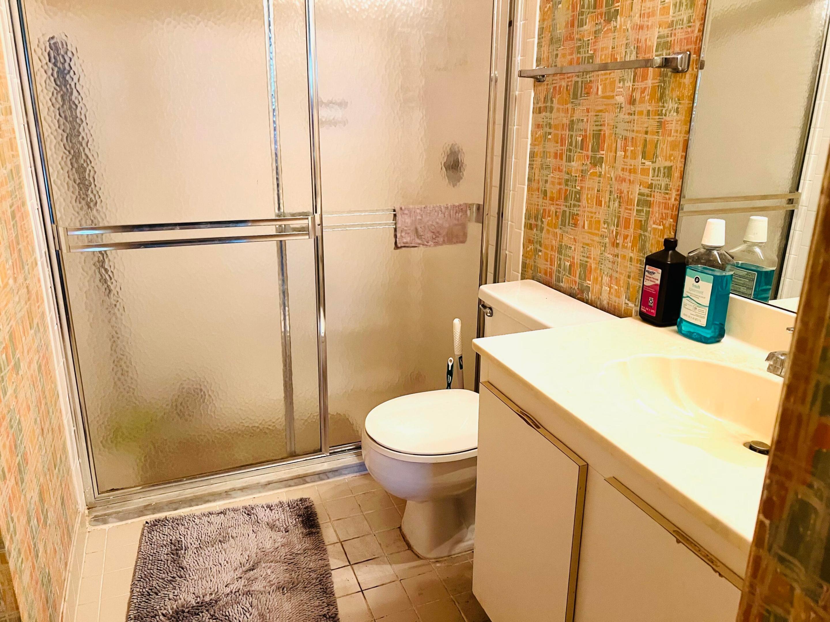 PALM GREENS AT VILLA DEL RAY CONDO - Residential