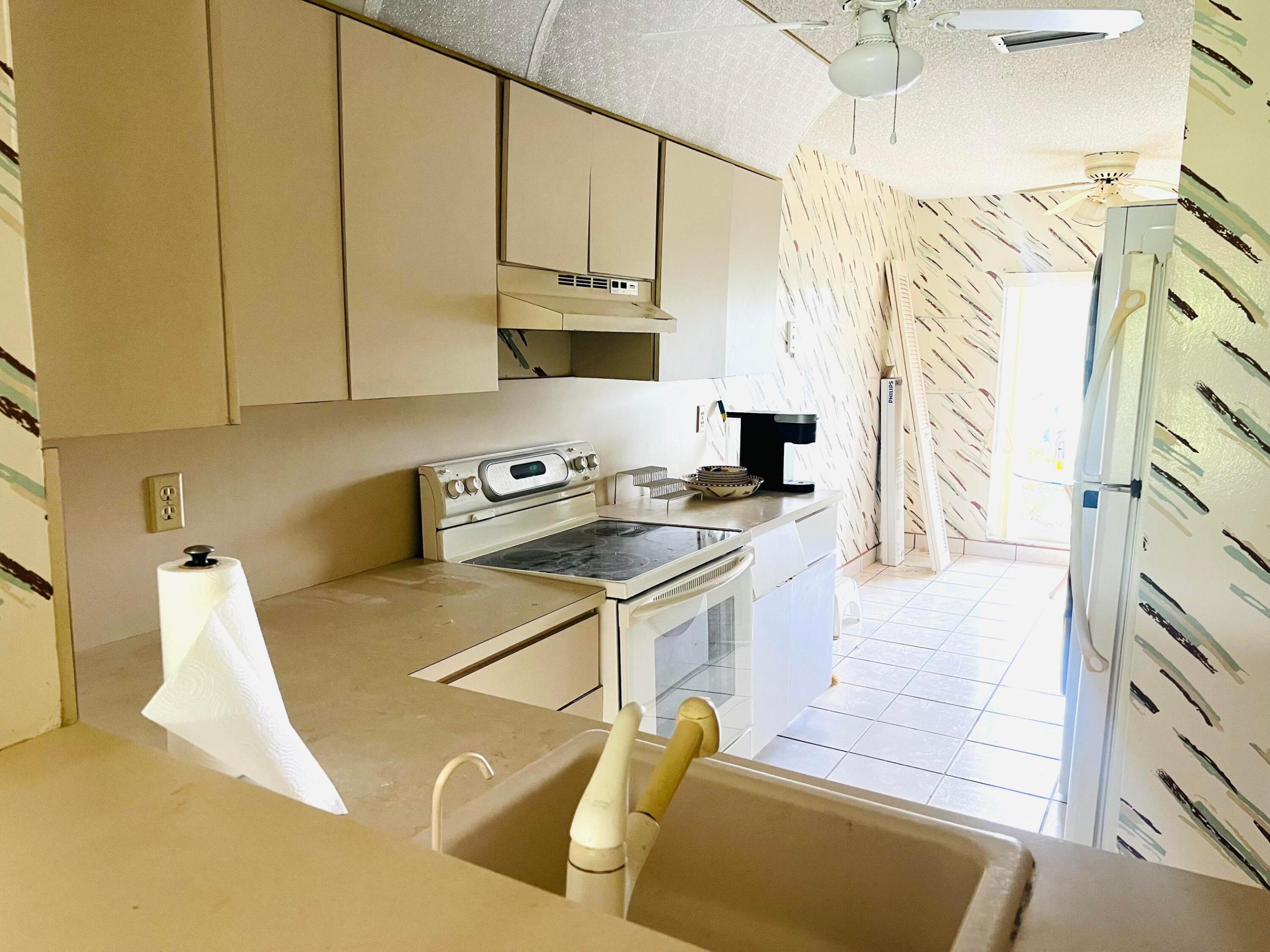 13445 Fishtail Palm Court C