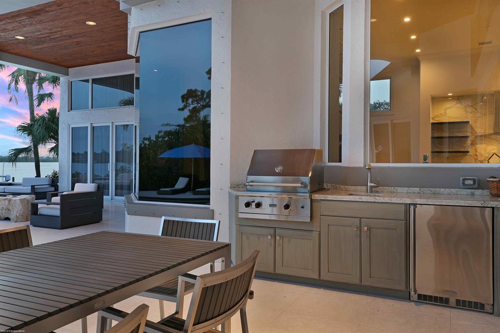 Tequesta Country Club - Residential