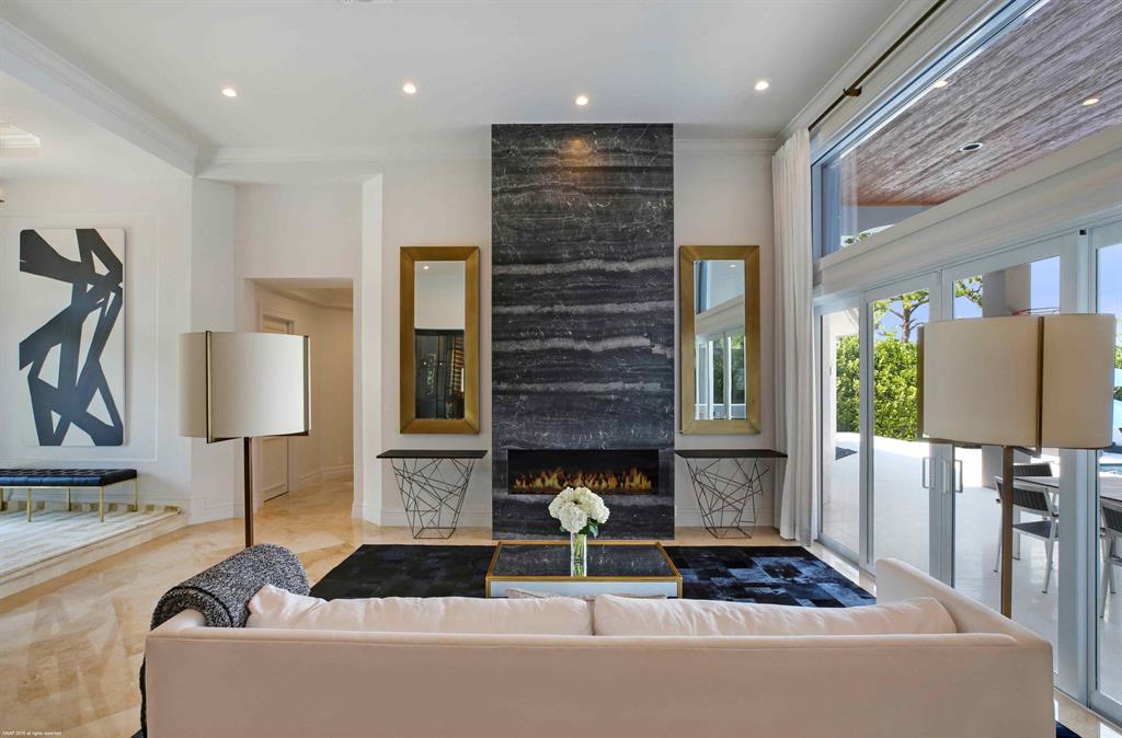 Tequesta Country Club - Residential