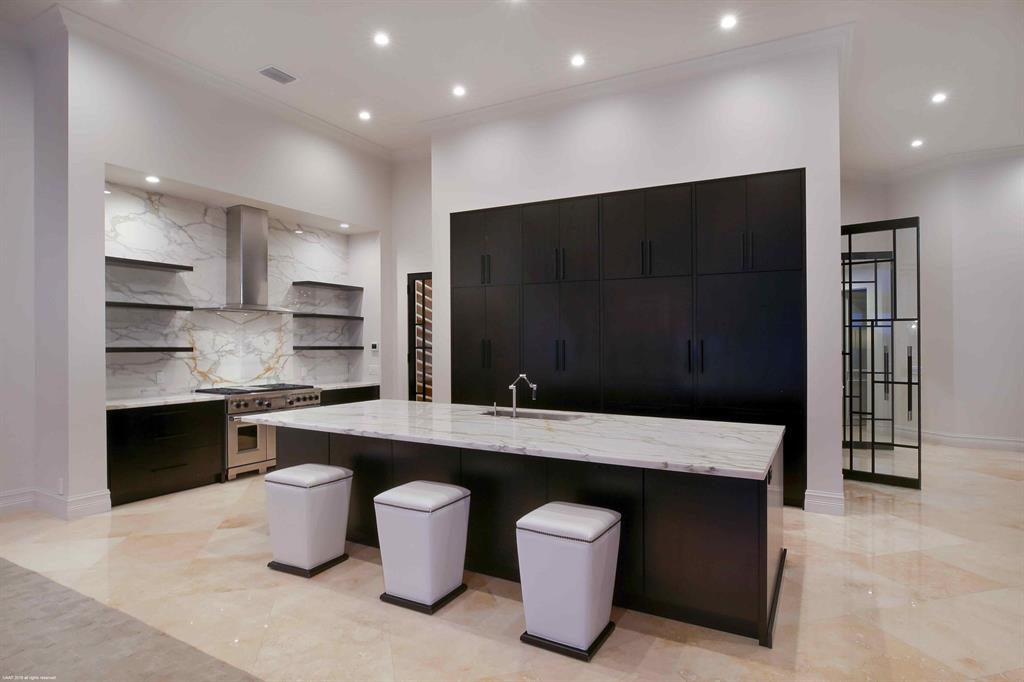 Tequesta Country Club - Residential