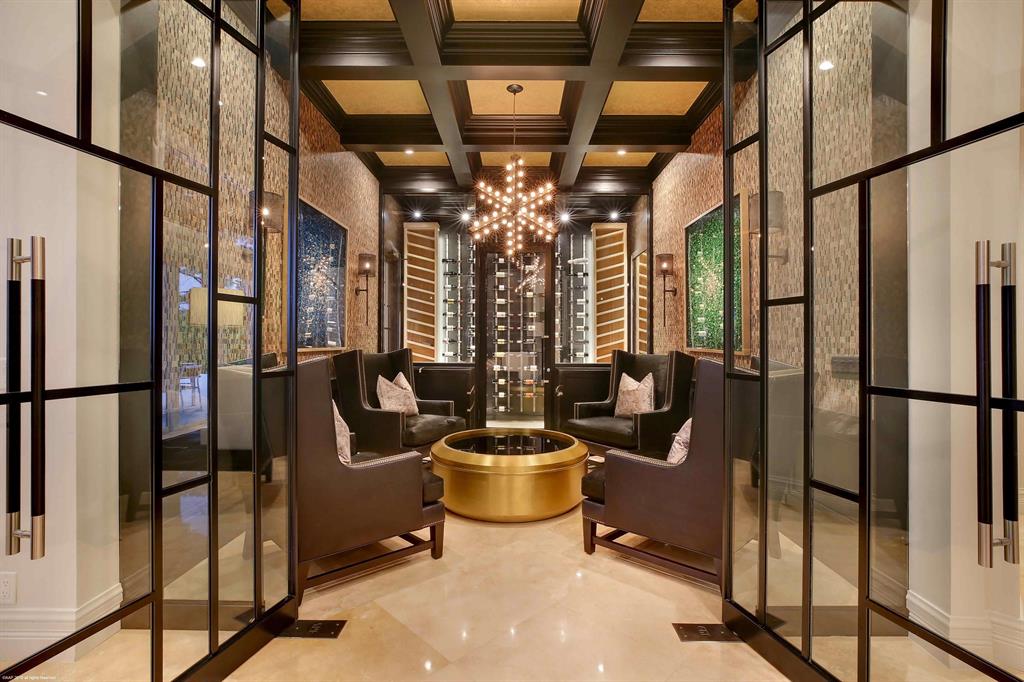 Tequesta Country Club - Residential