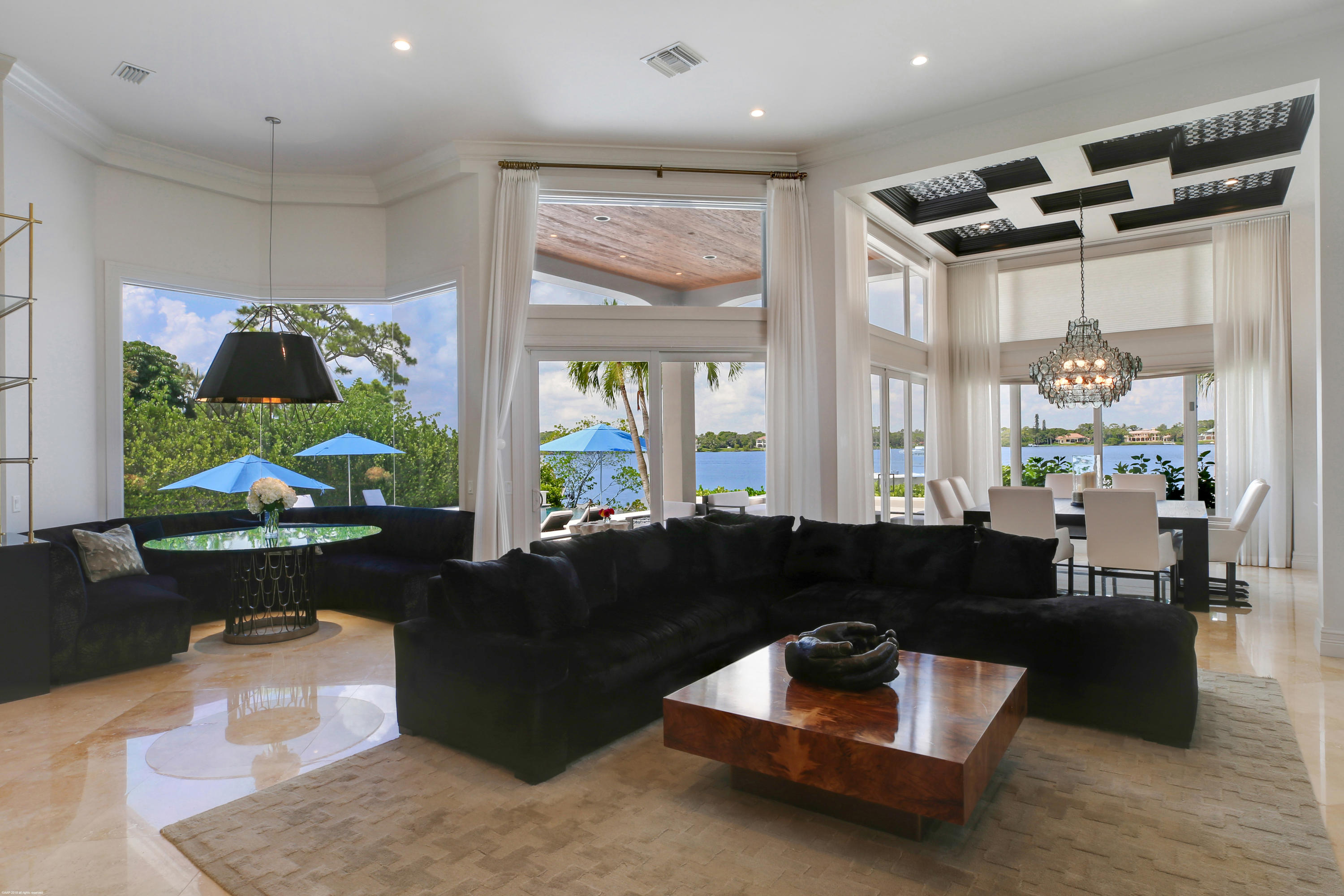 Tequesta Country Club - Residential