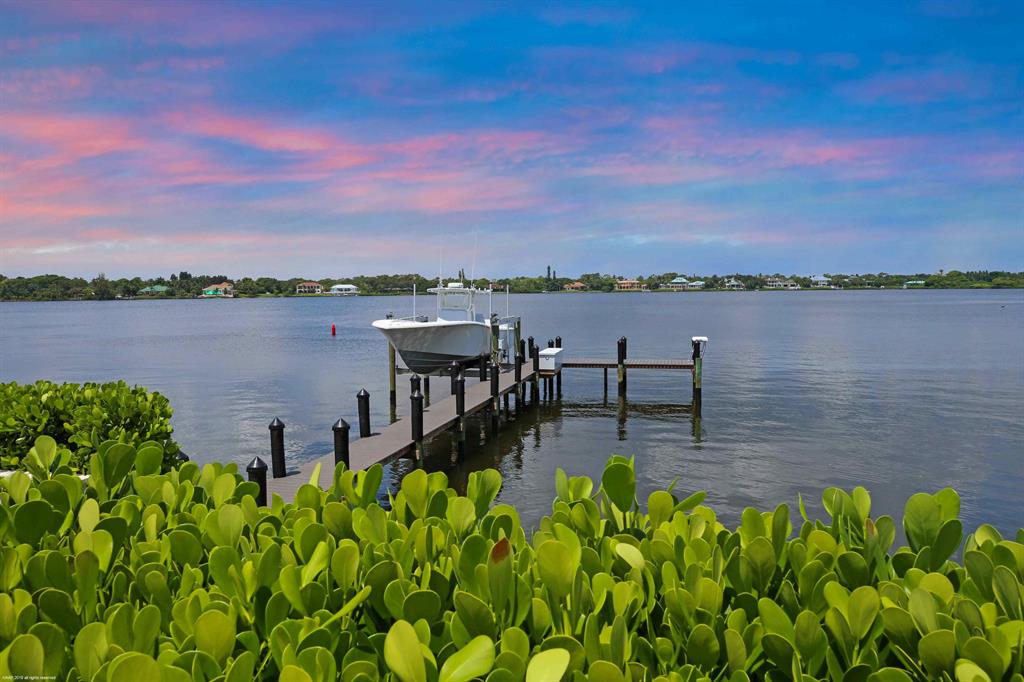 Tequesta Country Club - Residential