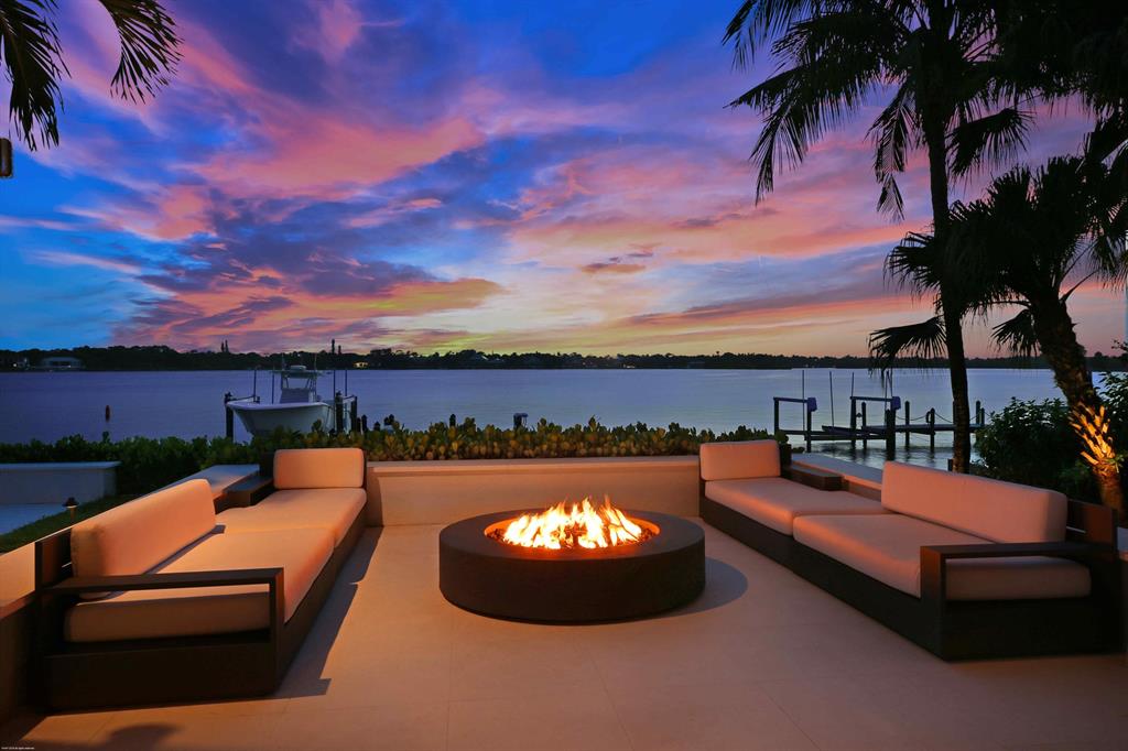 Tequesta Country Club - Residential