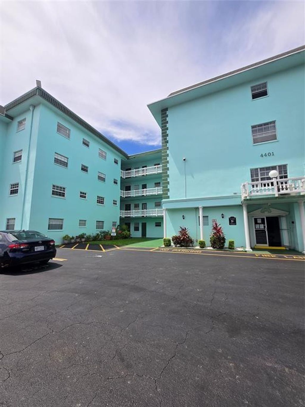 Photo of 4401 NW 41st Street #109, Lauderdale Lakes, FL 33319 (MLS # F10484402)