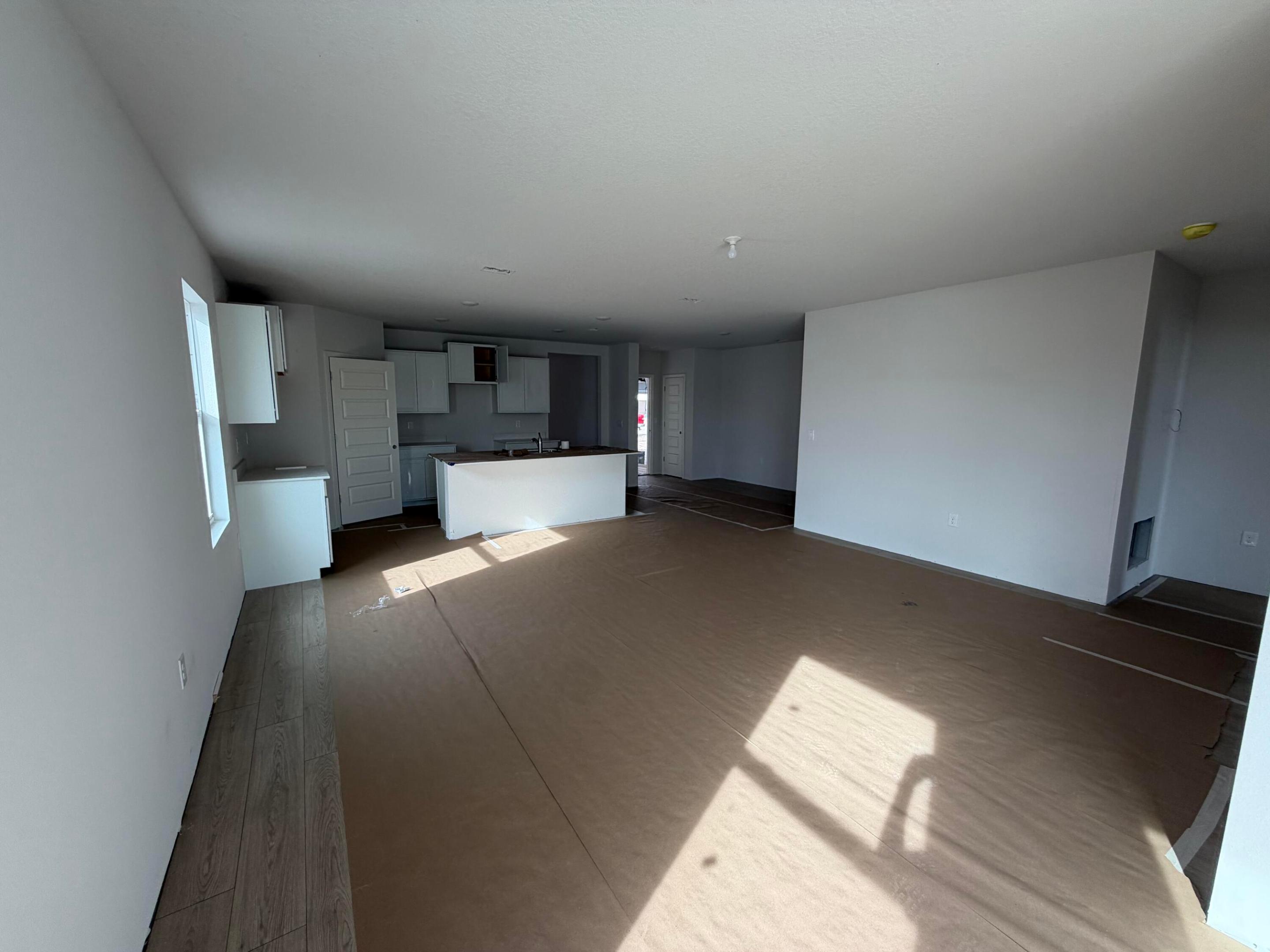 CYPRESS BAY WEST PHASE 1A - Residential Lease