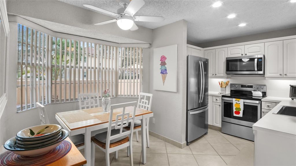 Photo of 11431 Lakeview Drive #5-C, Coral Springs, FL 33071 (MLS # F10545180)