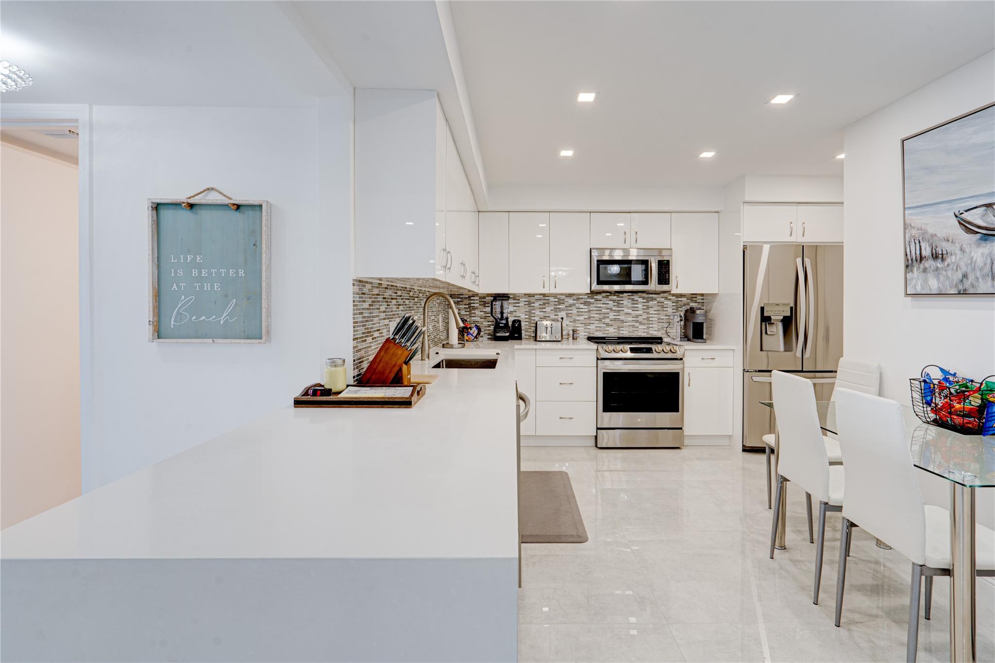 Playa Del Sol - Residential