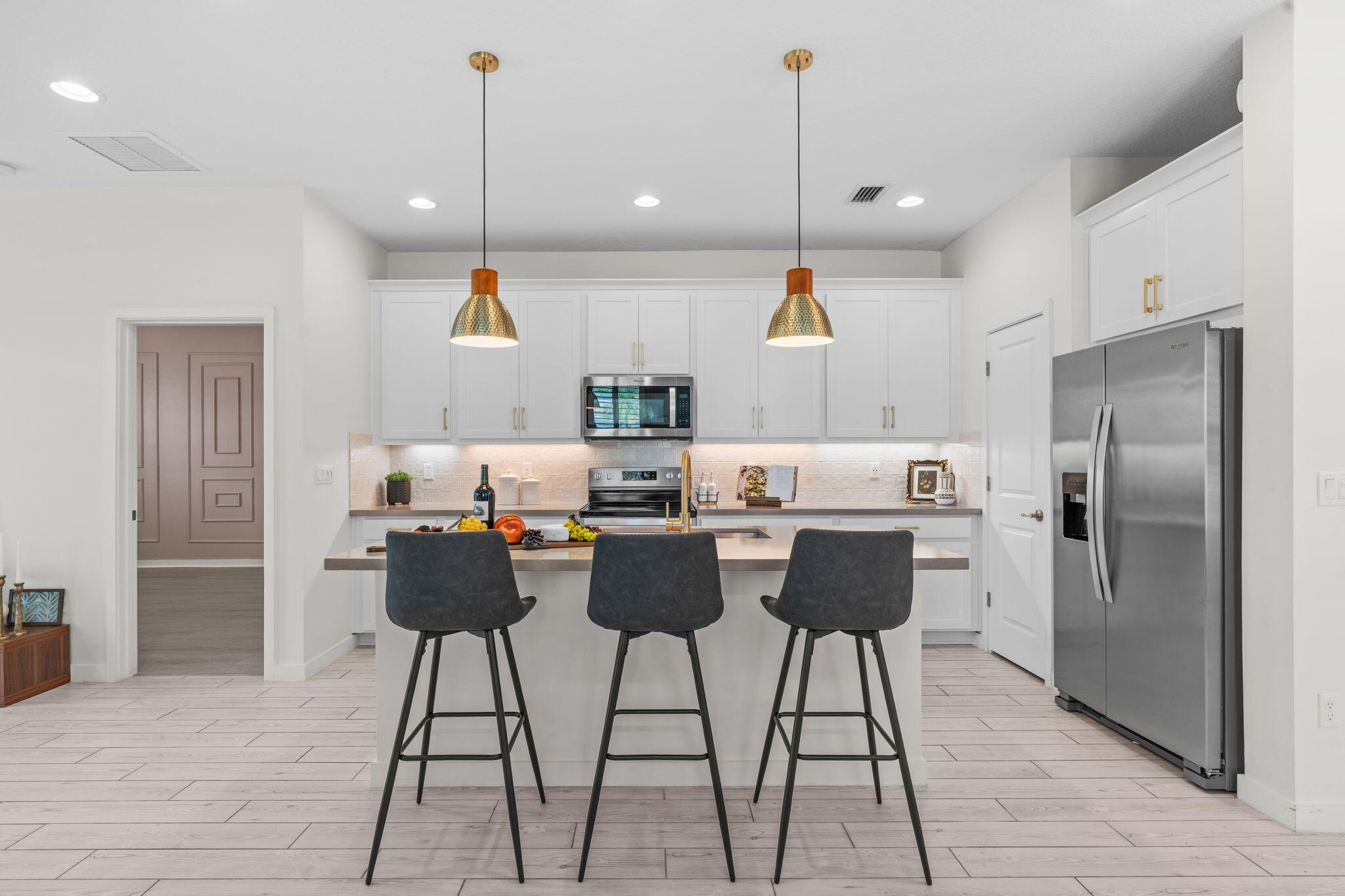 8781 CORVUS Drive