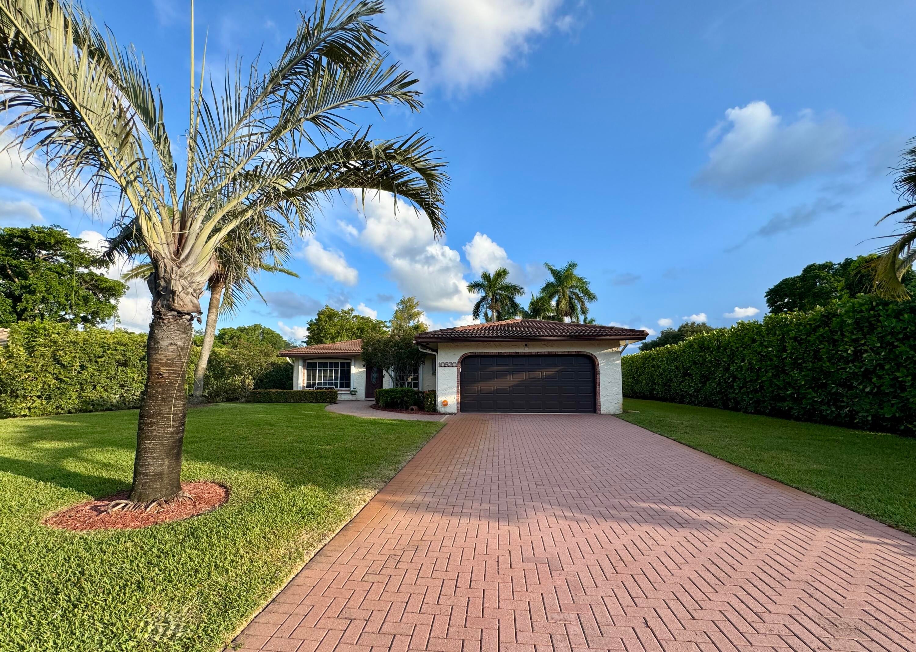 10520 NW 43rd Court
