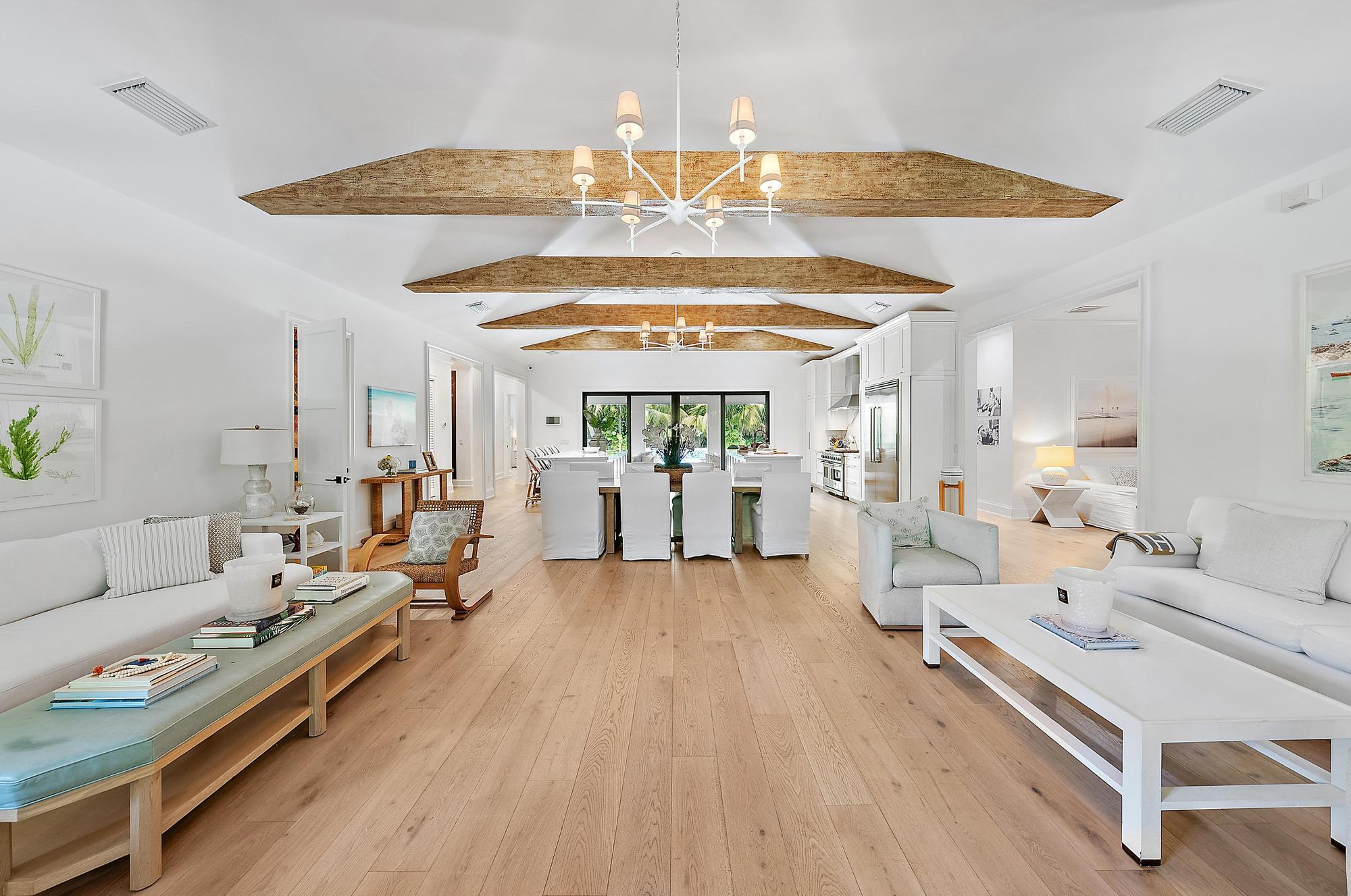 LITTLE RANCHES - Residential