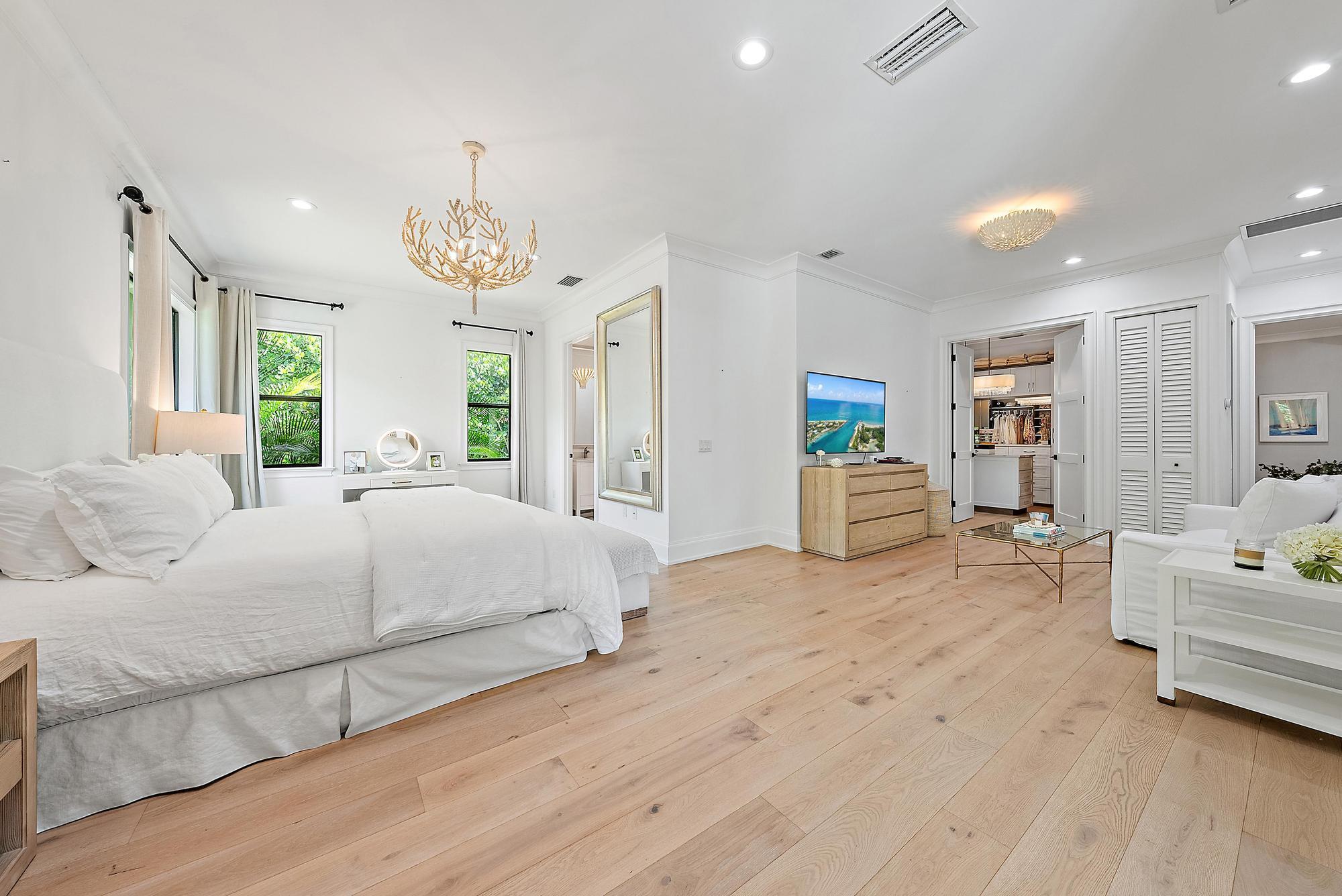 LITTLE RANCHES - Residential