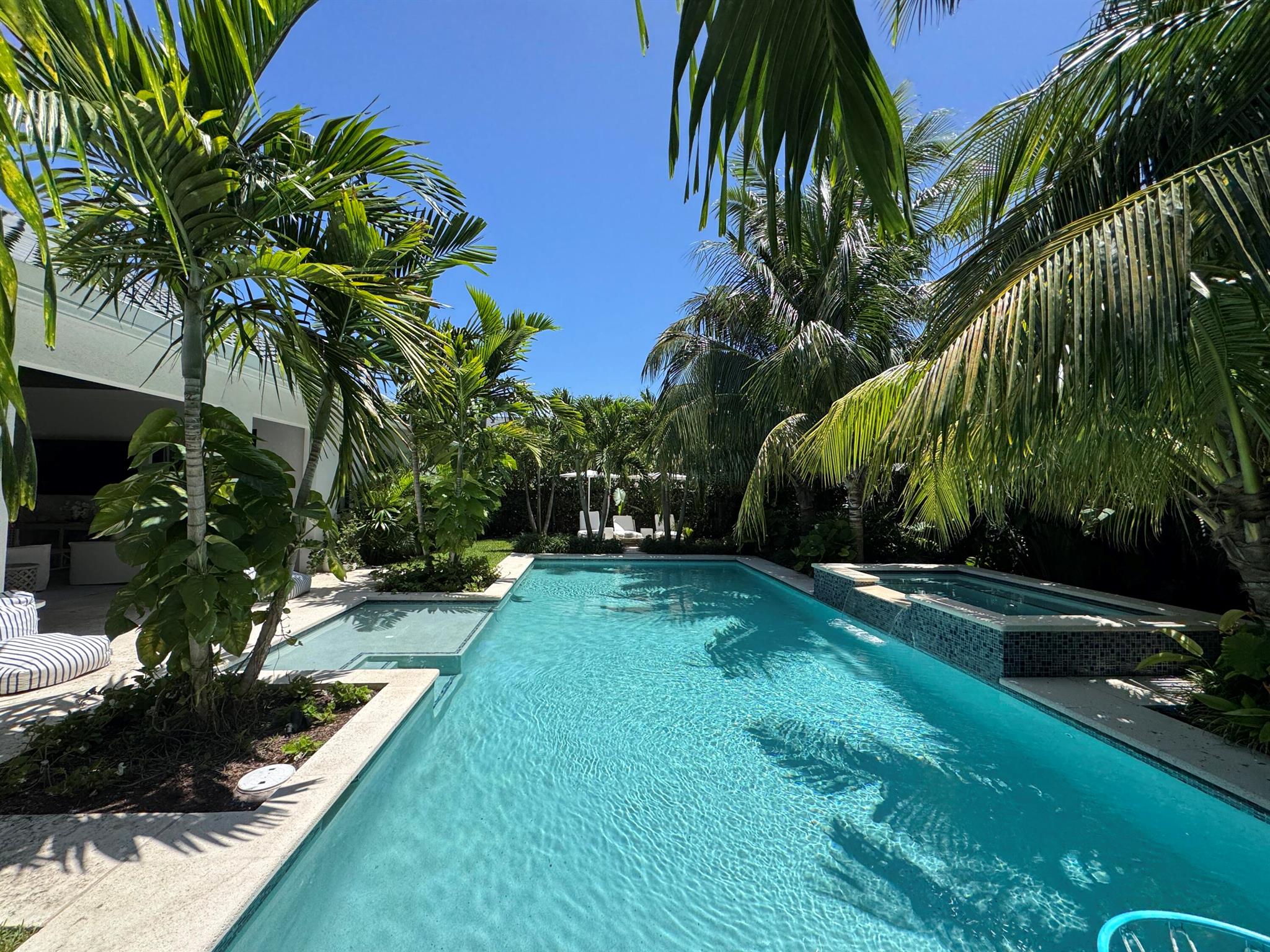 LITTLE RANCHES - Residential