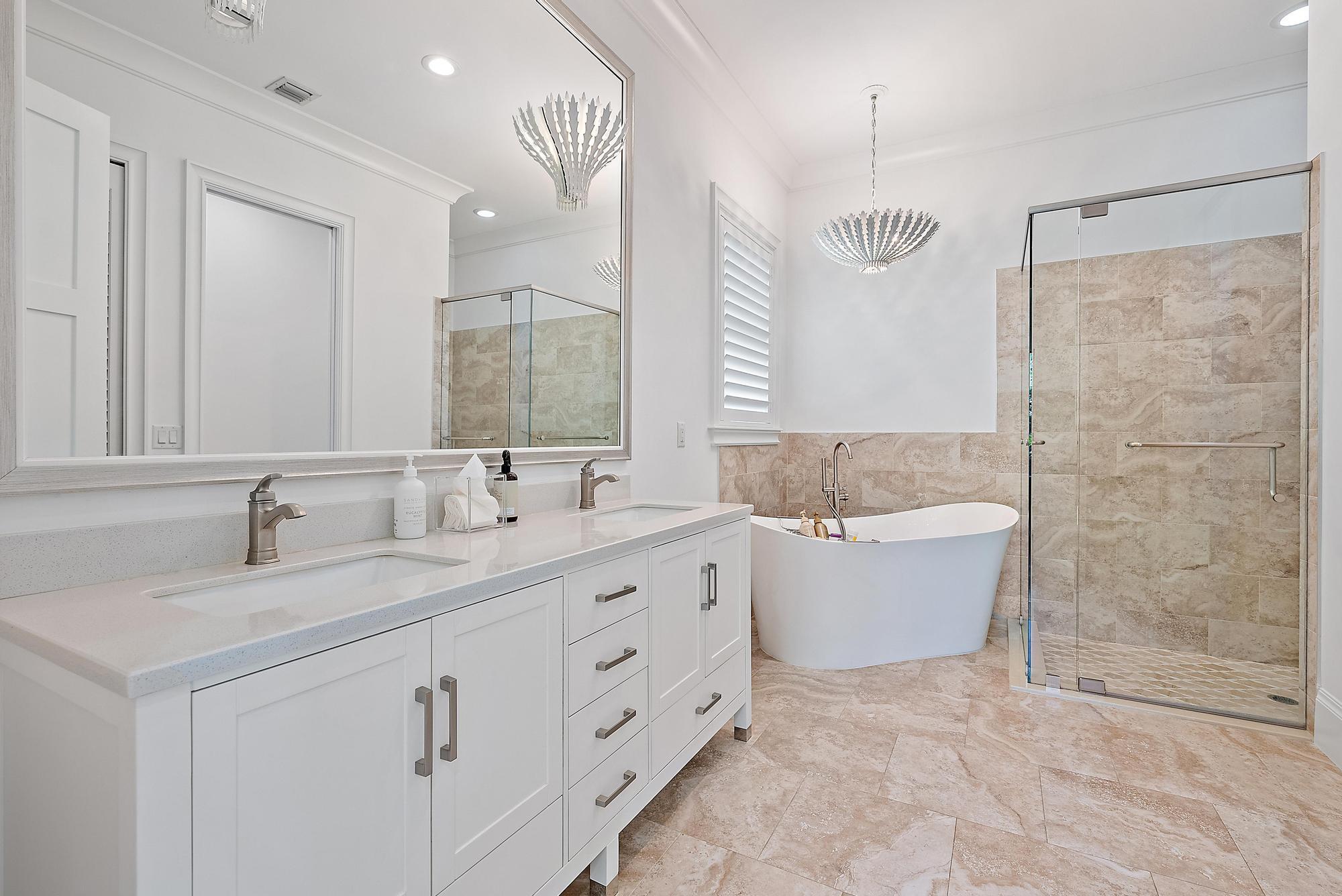 LITTLE RANCHES - Residential