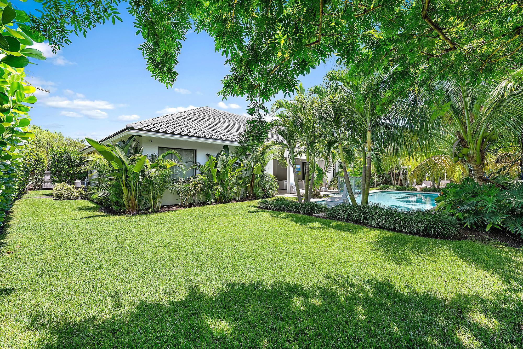 LITTLE RANCHES - Residential