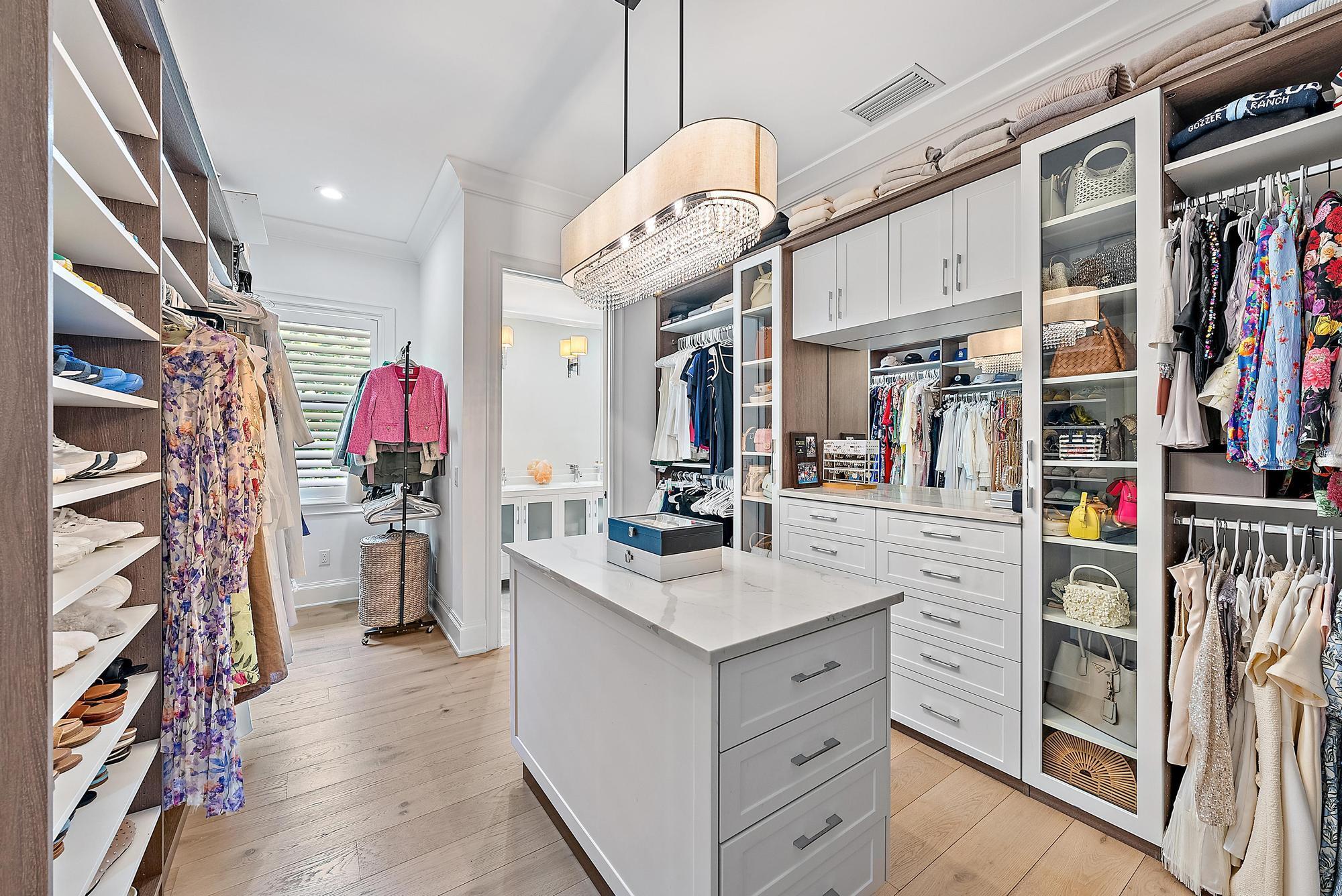 LITTLE RANCHES - Residential