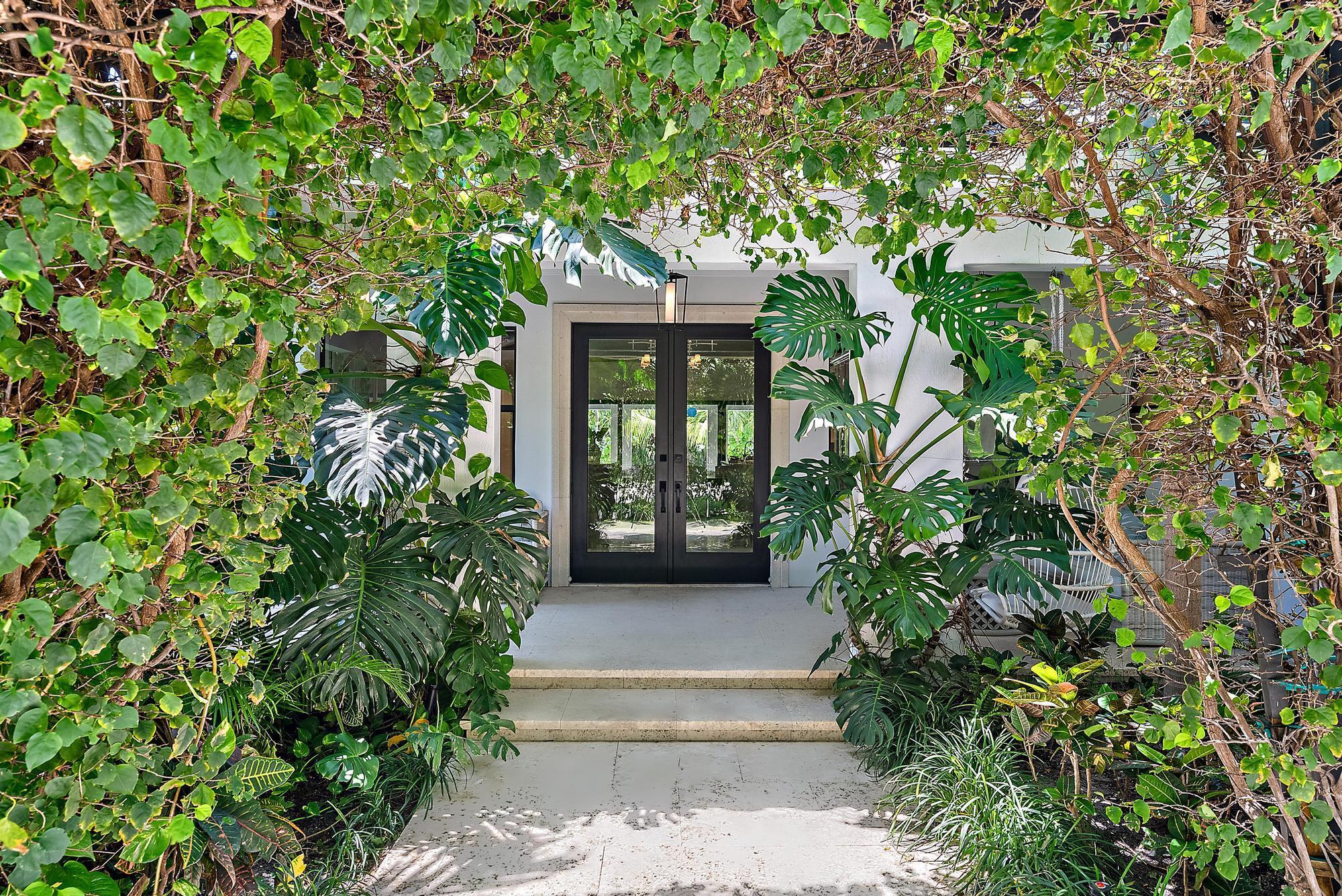 LITTLE RANCHES - Residential