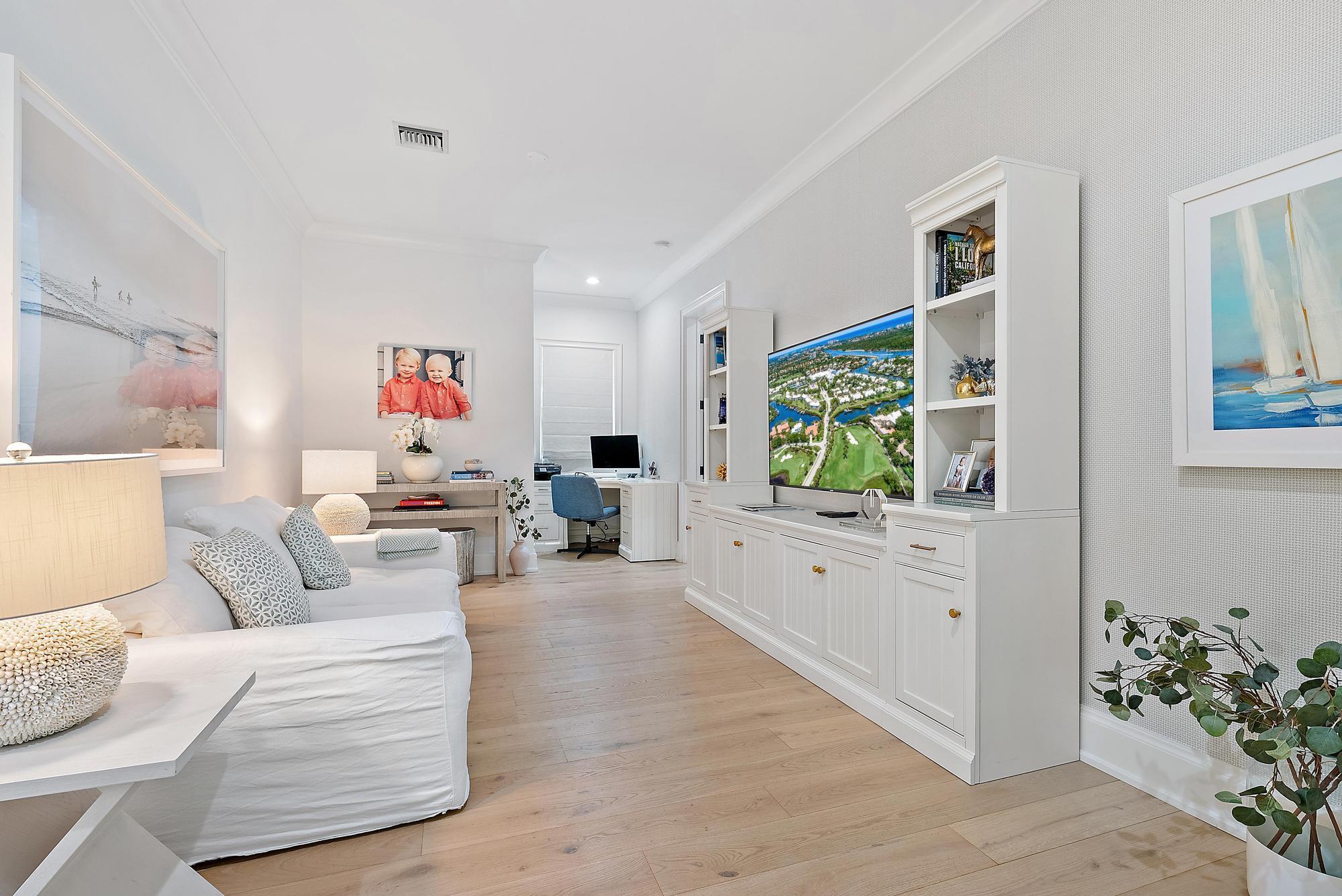 LITTLE RANCHES - Residential