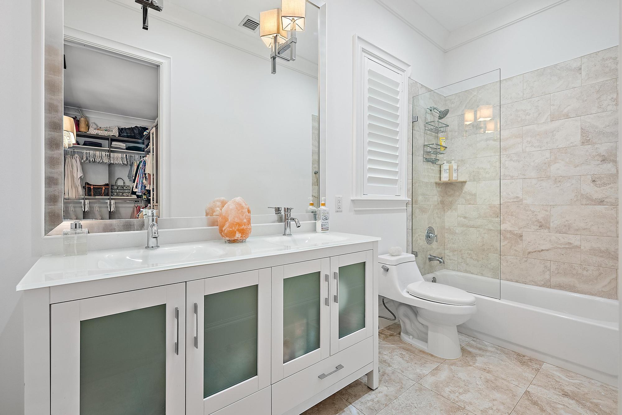 LITTLE RANCHES - Residential