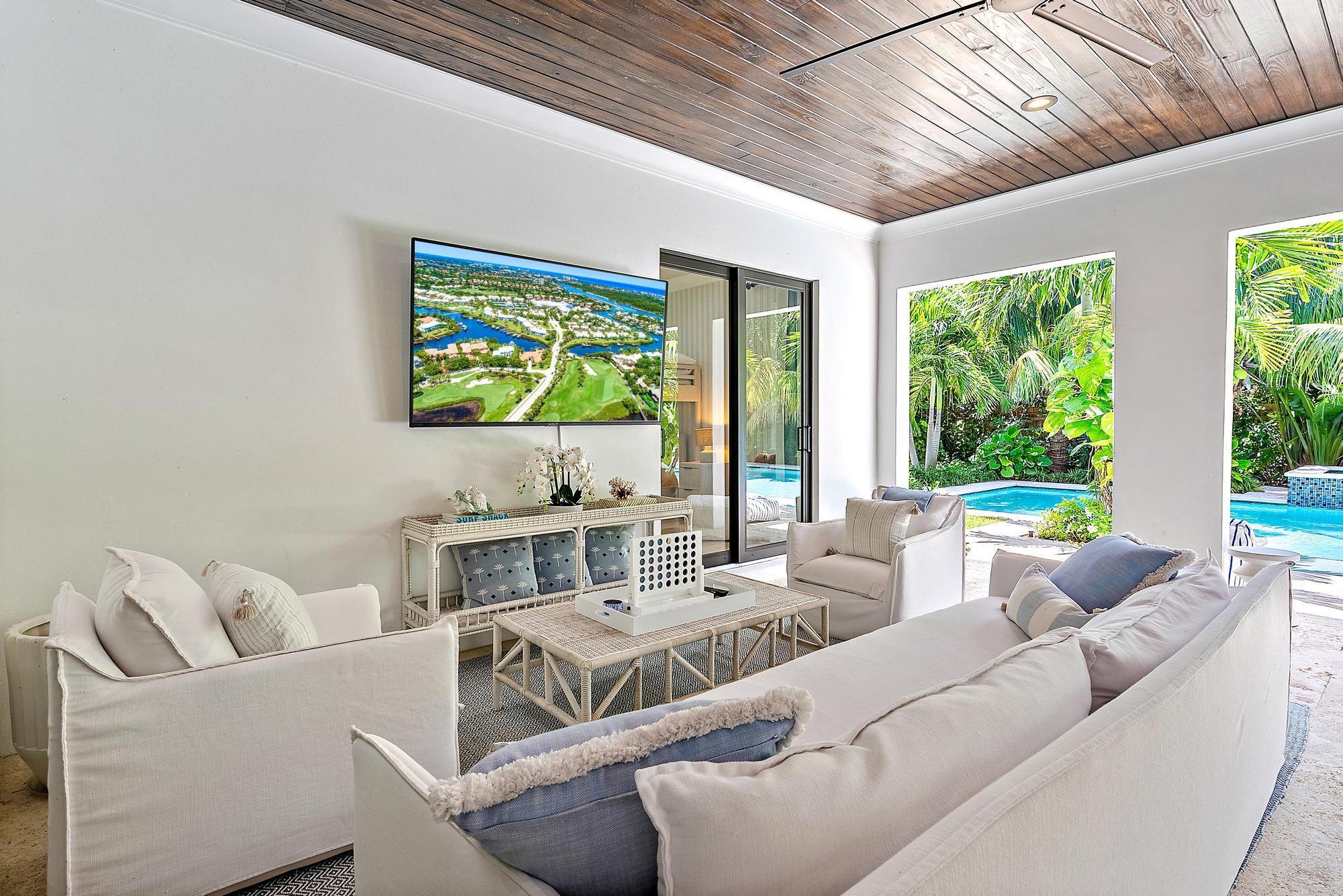 LITTLE RANCHES - Residential