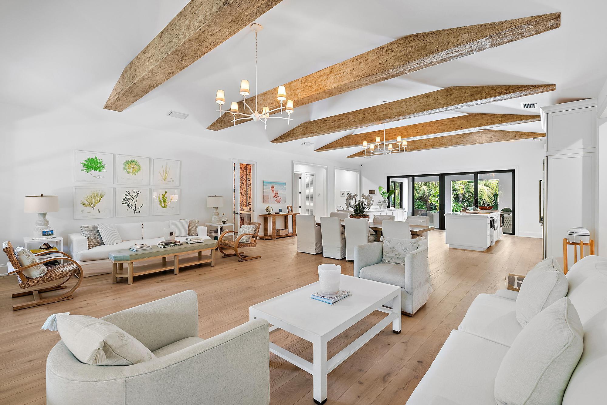 LITTLE RANCHES - Residential