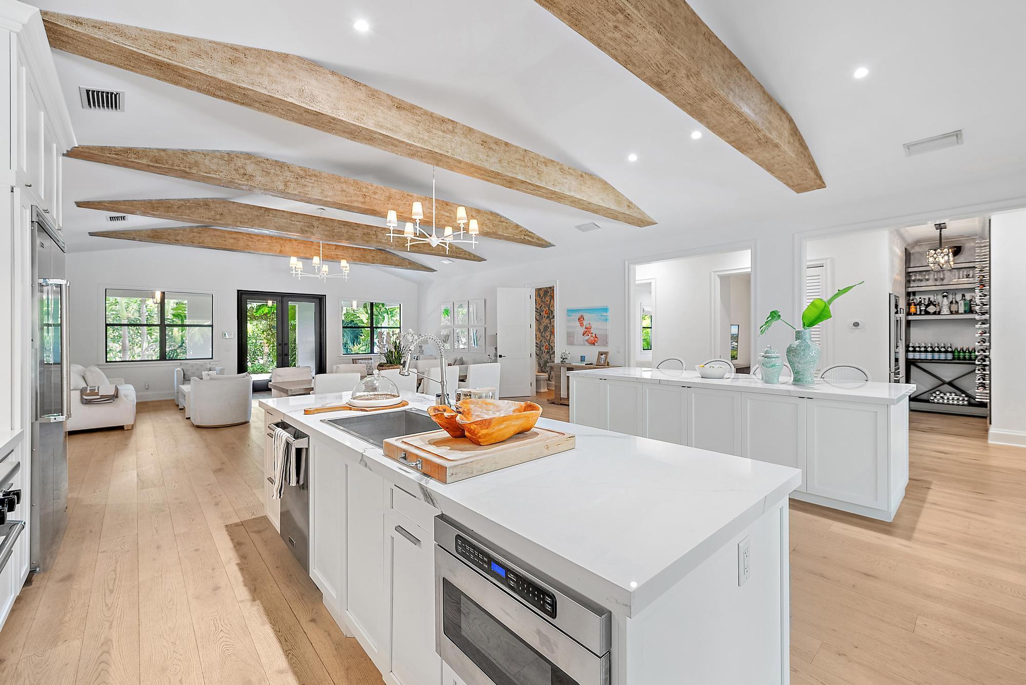 LITTLE RANCHES - Residential