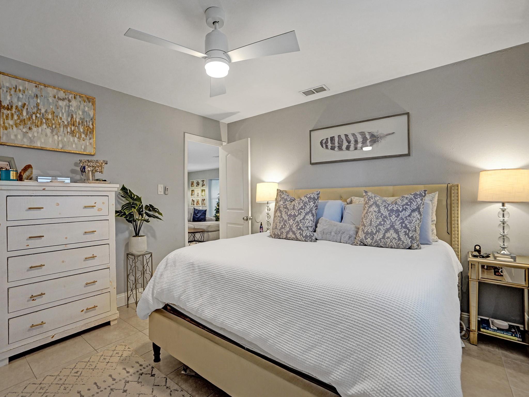 Oriole-Margate Sec 4 78-2 - Residential
