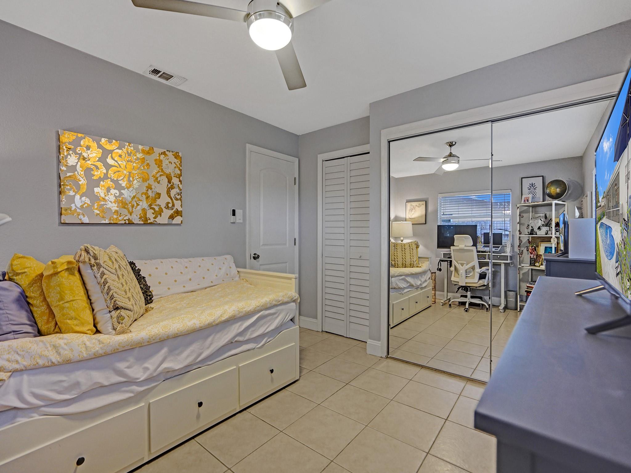 Oriole-Margate Sec 4 78-2 - Residential