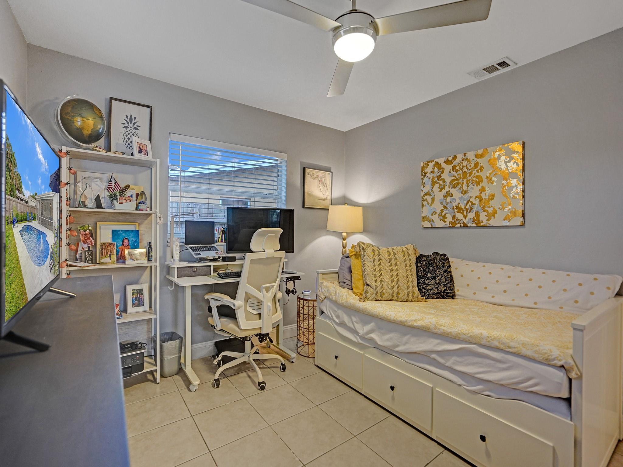 Oriole-Margate Sec 4 78-2 - Residential
