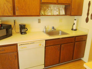 Blue Lake Apts Condo - Residential