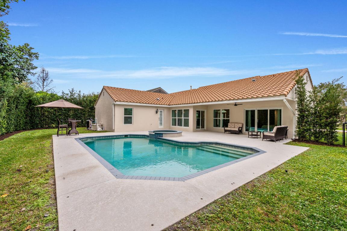 GARDENS HUNT CLUB - Residential