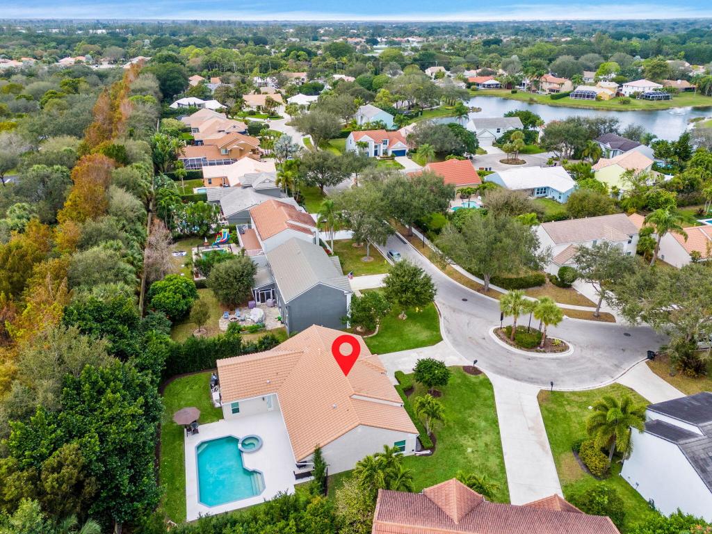 GARDENS HUNT CLUB - Residential