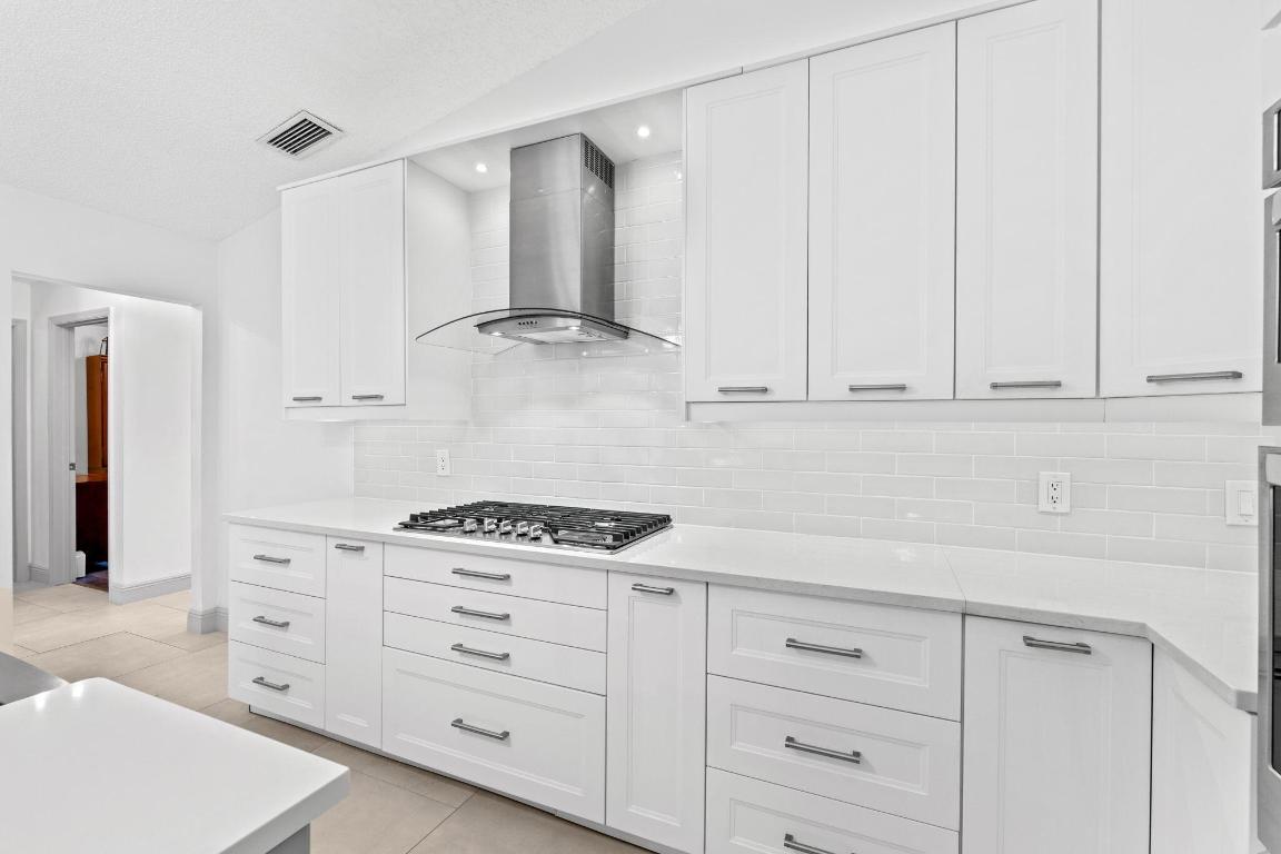 GARDENS HUNT CLUB - Residential